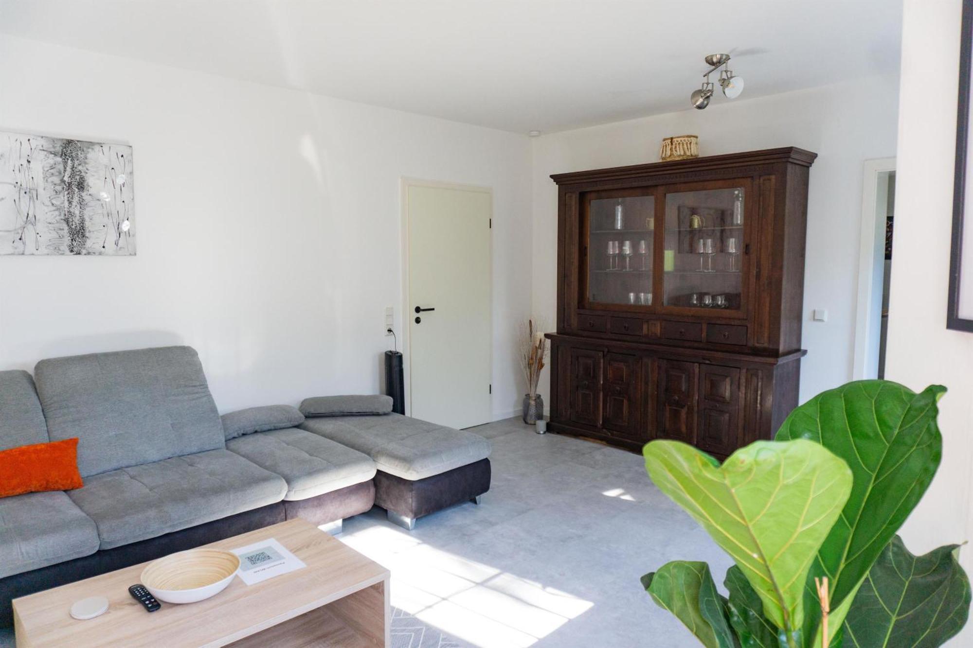 Ferienwohnung Leni ライヴェン エクステリア 写真