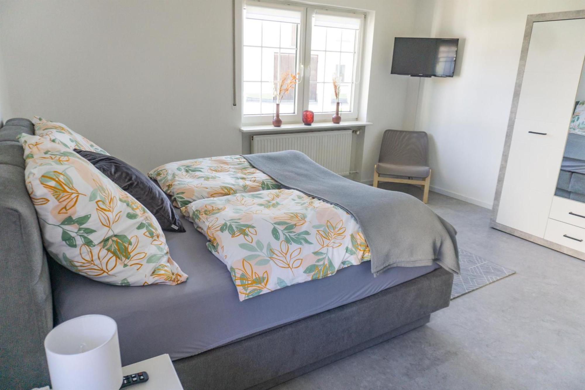 Ferienwohnung Leni ライヴェン エクステリア 写真
